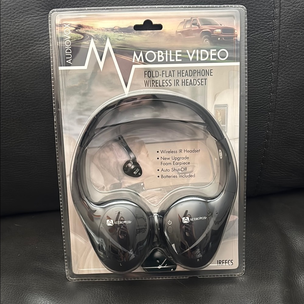Audiovox Mobile Video Wireless Headphones